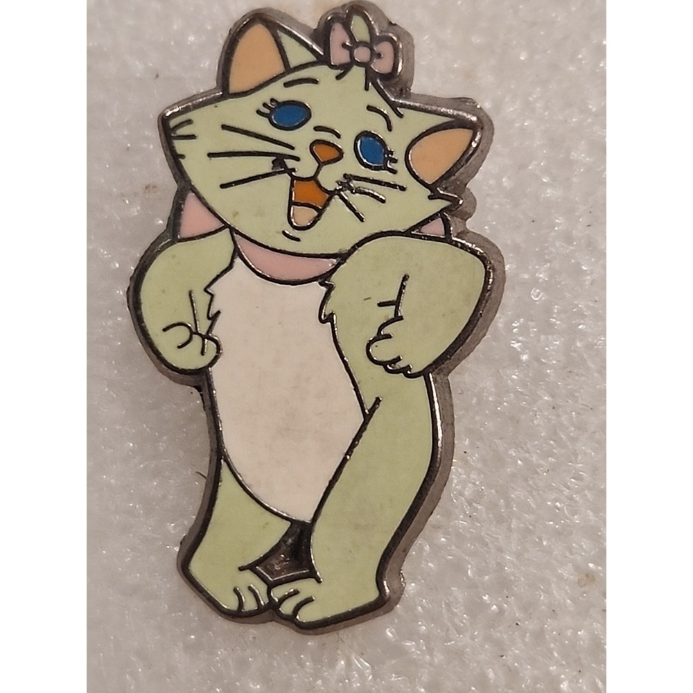 Disney pin Marie Aristocats‎ Dancing White Kitten Kitty Cat Booster 70476
